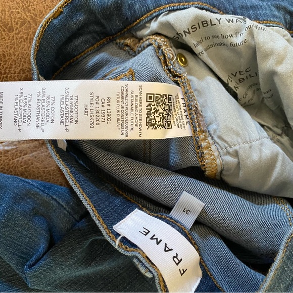 Frame Denim - Picture 10 of 10